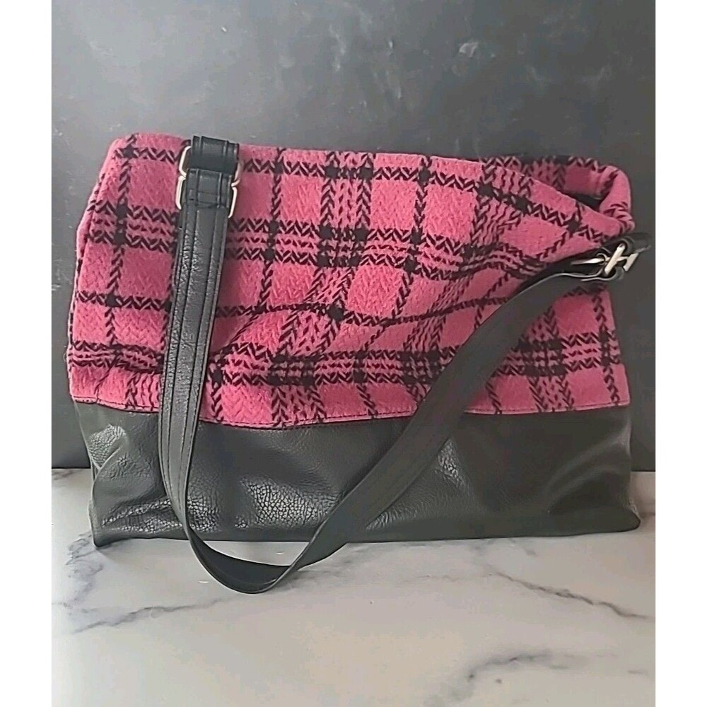 Bueno Purse Pink &  Handbag USED